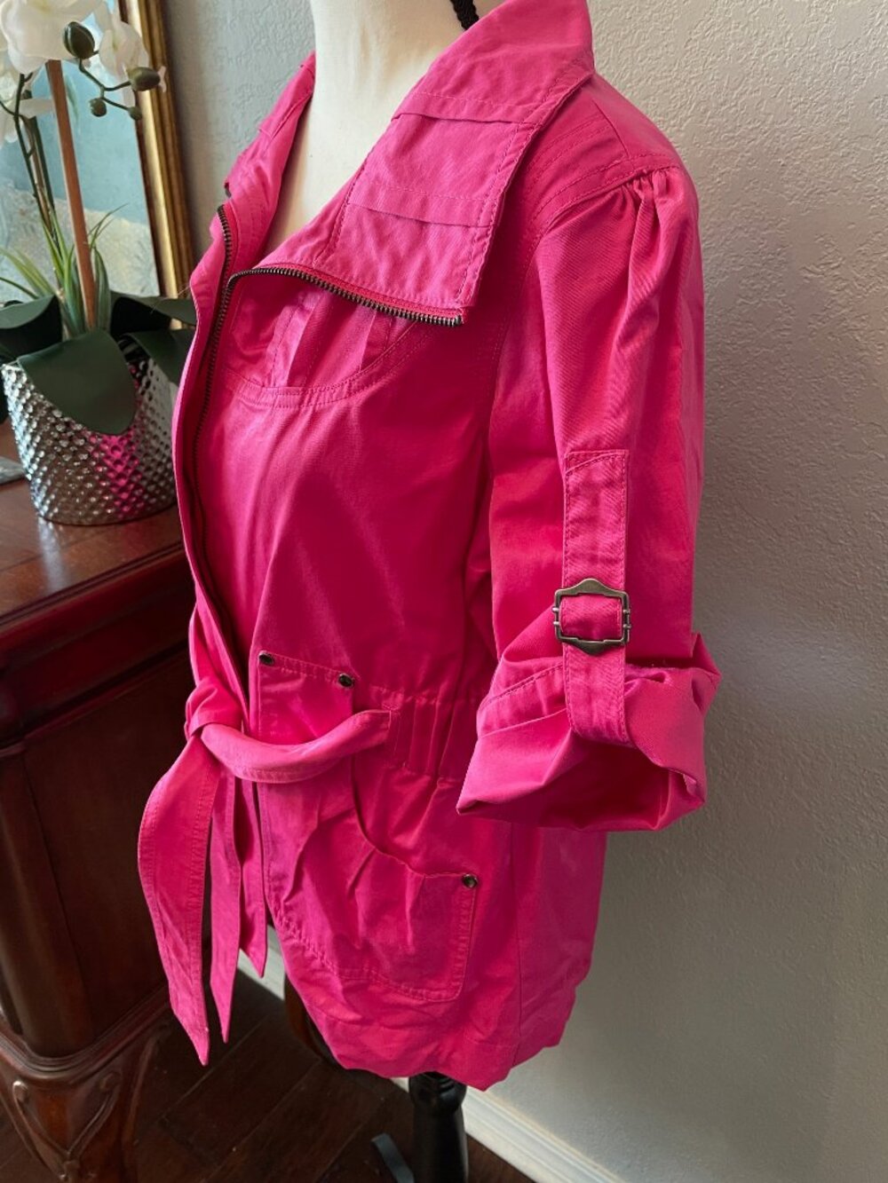 jacket - Picture 2 of 5